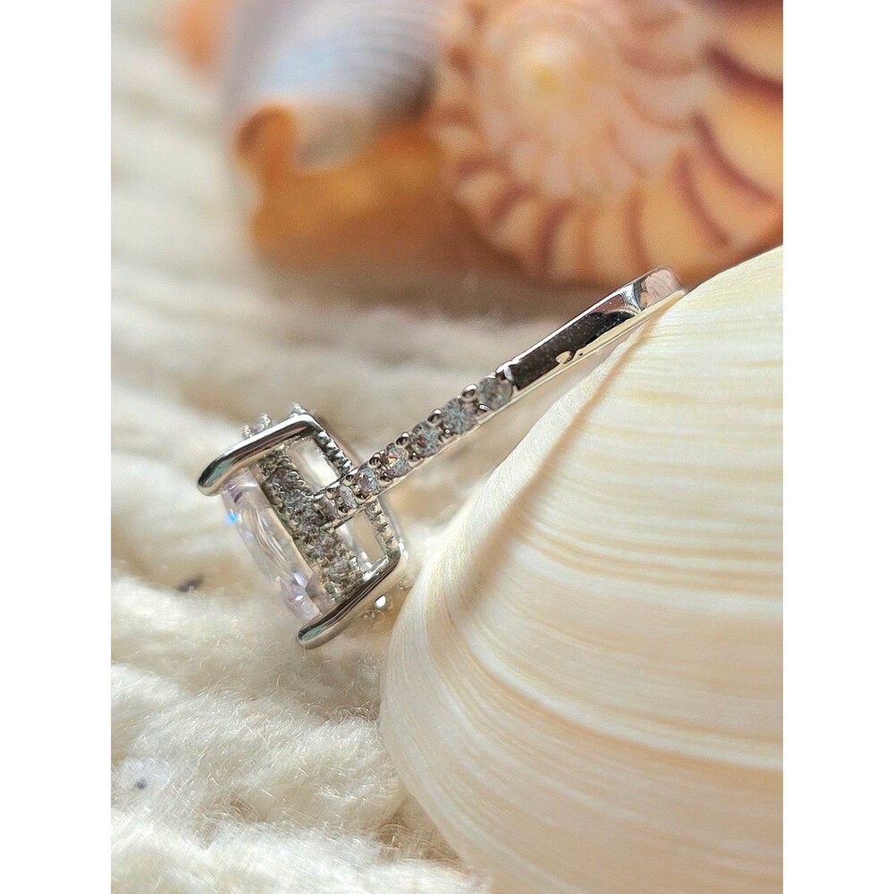 🍒3.5 CT🍒 SIMULATED DIAMOND RING - Picture 9 of 9